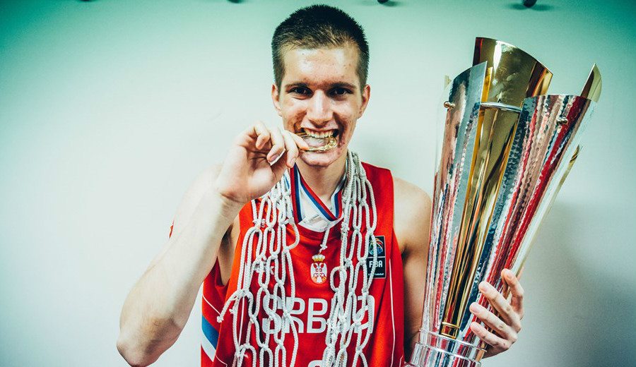 Una perla serbia ex del Baskonia llega a la NCAA: Filip Petrusev, a Gonzaga (Vídeo)