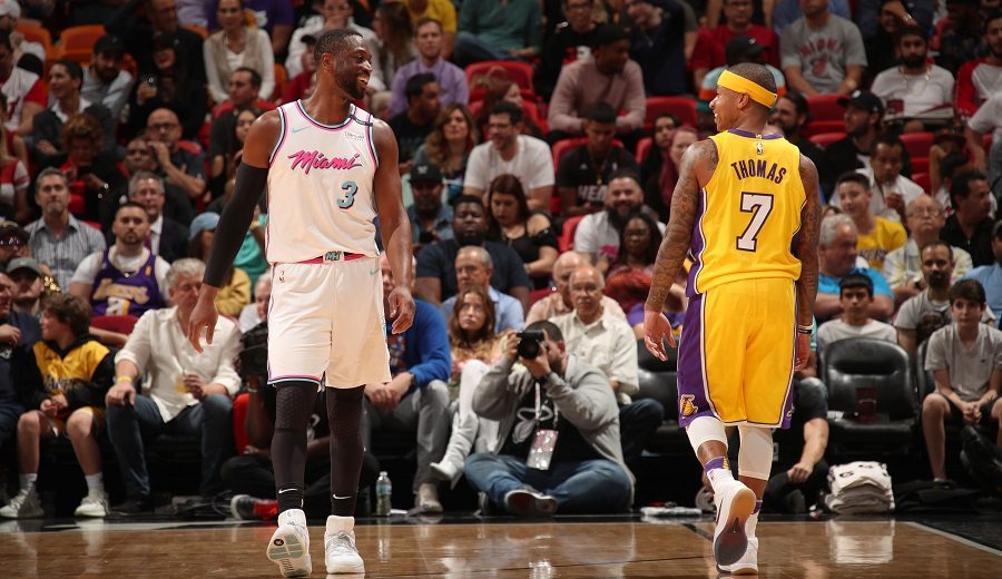 Lonzo, titular, y duelo entre Isaiah y Wade: los Lakers siguen en racha