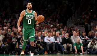 Los Boston Celtics derrotan a los Warriors en uno de los grandes duelos de la temporada