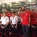 La Selección Española ofrece la Copa a los aficionados en Callao (Vídeo)