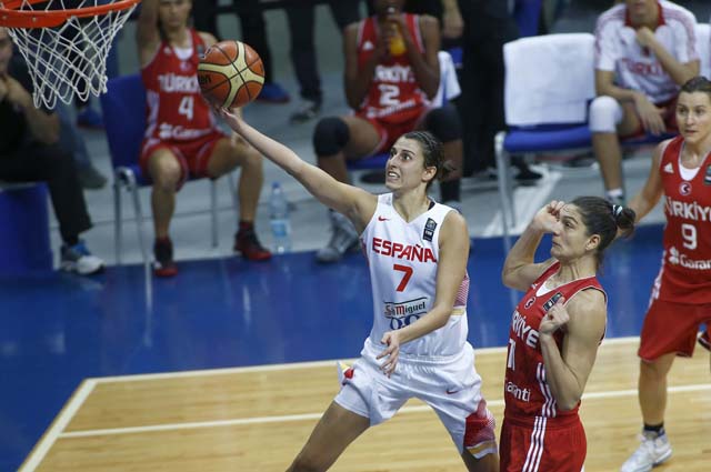 España gana a la anfitriona Turquía y jugará su primera final de un Mundial femenino (Vídeo)