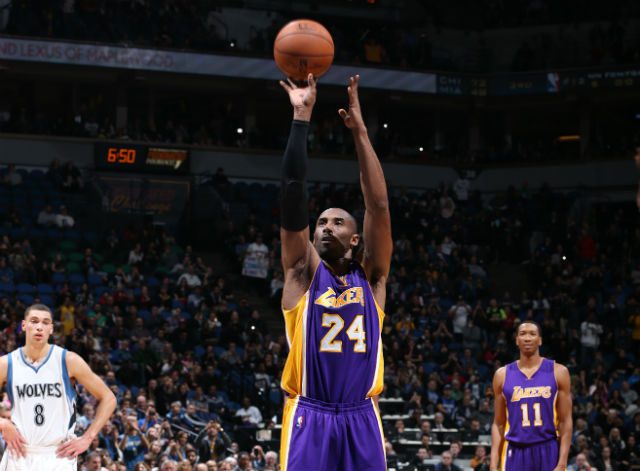 Kobe supera a Jordan como 3r anotador de la NBA: “Me ayudó mucho al principio”