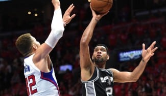Duncan, un año más en los Spurs. 19ª temporada en la NBA