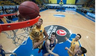 Tavares pasa de la NBA y del Fenerbahçe: «¿Por qué no seguir un año más aquí?»