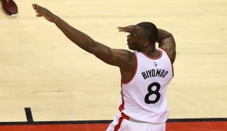 ¿Contratazo para Biyombo? Ejecutivos NBA le ven firmando entre 16 y 20 millones por año