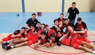 ¡Campeones! El Colegio Leonés gana la liga cadete masculino de Castilla y León