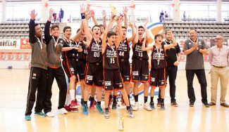 Doblete: el Valencia basket gana la liga infantil en la Comunidad Valenciana en chicos  y chicas