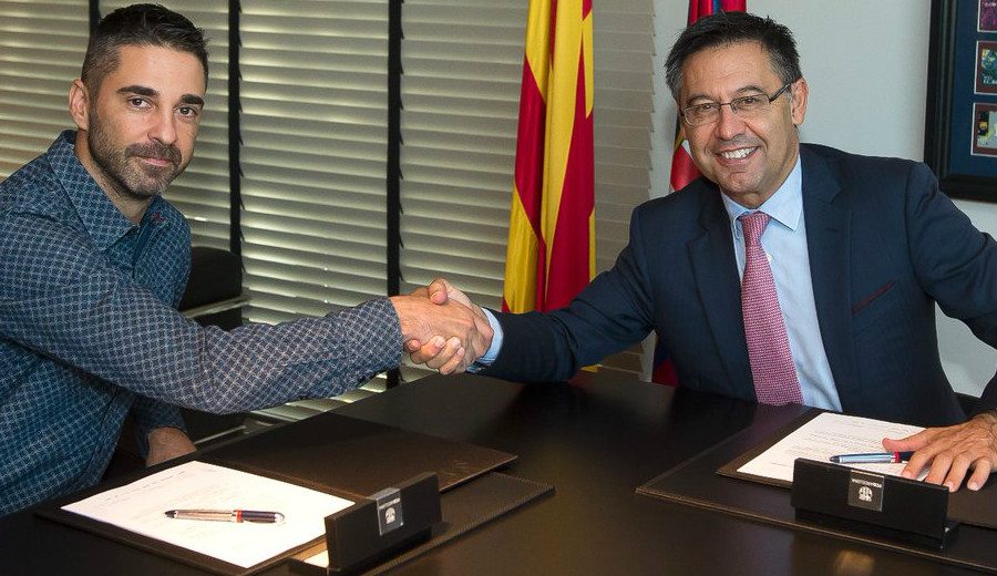 El Barça renueva a Navarro por 10 años: al final del curso decidirán si sigue jugando