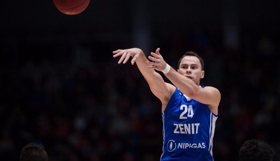 Recital de Kuric ante otro ex ACB: 27 puntos incluido el triple del triunfo del Zenit (Vídeo)