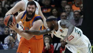 El Valencia Basket sobrevive al amago de remontada del Panathinaikos