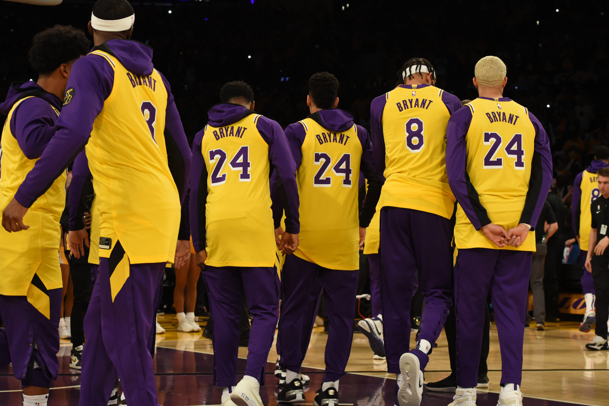 El grito de motivación con el que los Lakers honran a Kobe Bryant