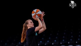 Sabrina Ionescu abre la temporada WNBA con una exhibición en el Barclays Center