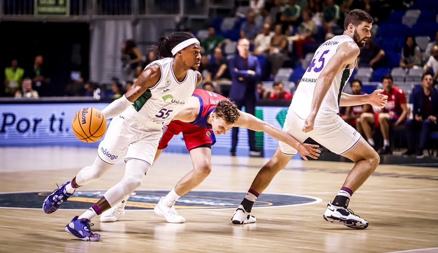 Unicaja passes the round in the Basketball Champions League with a great debut by Kendrick Perry