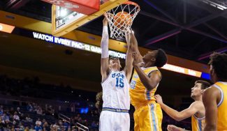 Aday Mara brilla en su primera titularidad con UCLA. Así ha sido su partido
