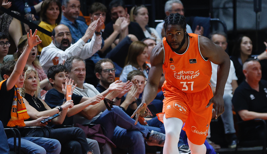 Semi Ojeleye renueva con Valencia Basket hasta 2026. Toda la info